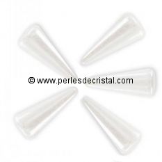8 SPIKES 5X13MM GLASS COLOURS OPAQUE WHITE CERAMIC LOOK