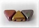 10GR KHEOPS® BY PUCA® BEADS 6MM - TRIANGLE GLASS COLOURS YELLOW GOLD METALLIC IRIS