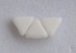 10GR KHEOPS® BY PUCA BEADS 6MM - TRIANGLE GLASS COLOURS OPAQUE WHITE MAT 03000/84110