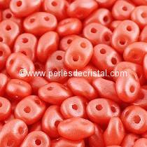 10GR SUPERDUO 2.5X5MM GLASS COLOURS PEARL SHINE LIGHT
CORAL 02010/24006