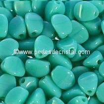 50 PINCH 5X3MM GLASS COLOURS OPAQUE GREEN TURQUOISE 63130