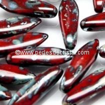 50 DAGGERS 5X16MM GLASS COLOURS OPAQUE RED PICASSO 93200/43400
